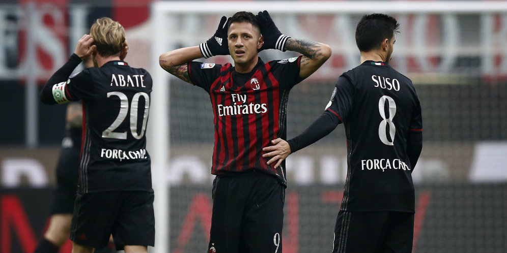 Lapadula Dedikasikan Golnya Untuk Chapecoense