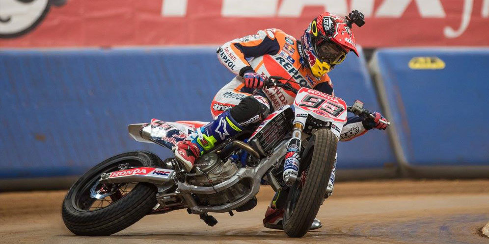 Behind The Scene: Marc Marquez Juarai Superprestigio 2016