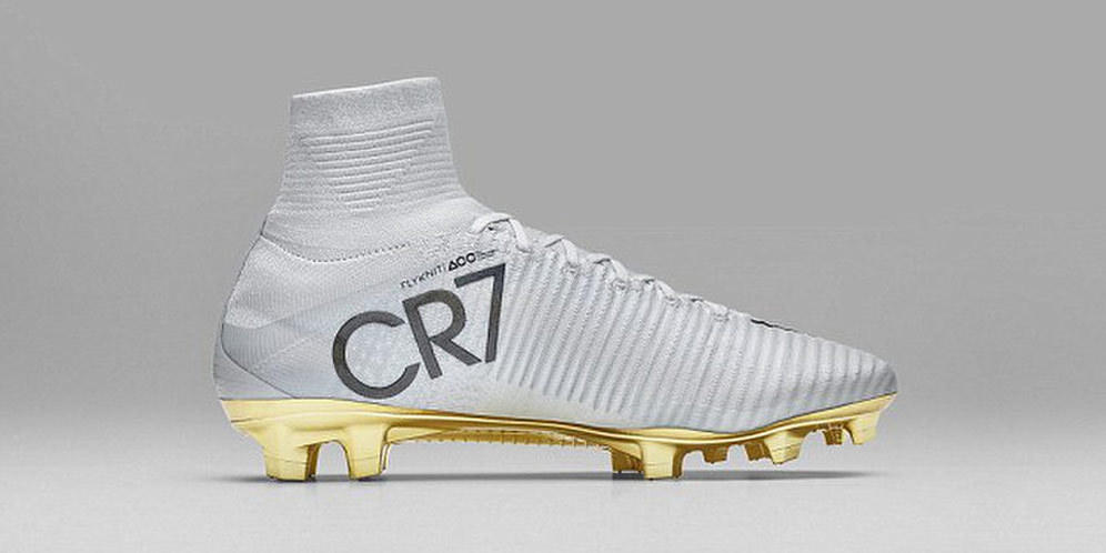 Nike Mercurial Superfly Untuk Ballon d Or Ronaldo Bola