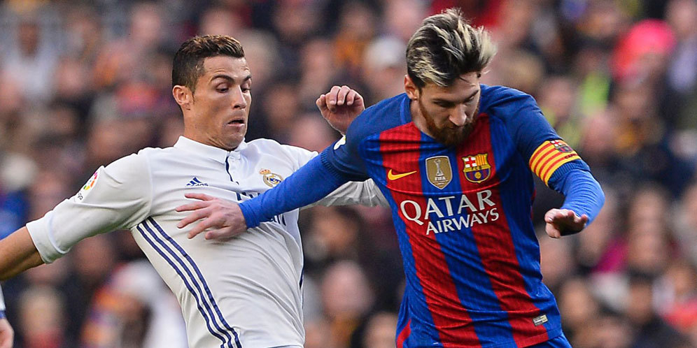 Jabat Tangan Canggung Messi dan Ronaldo di El Clasico