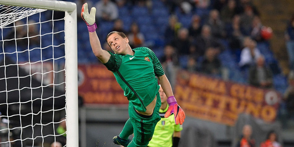 Bangganya Szczesny Setim Dengan Totti