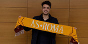 Tiba di Roma, Grenier Segera Gabung Giallorossi Tiba di Roma, Grenier Segera Gabung Giallorossi