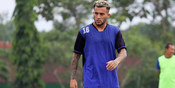 Arema FC Batal Pinang Kapten Timnas Afghanistan Arema FC Batal Pinang Kapten Timnas Afghanistan