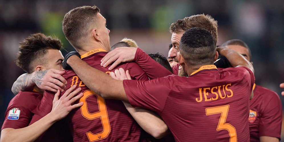 Menang Tanpa Kebobolan, Bek AS Roma Ini Senang