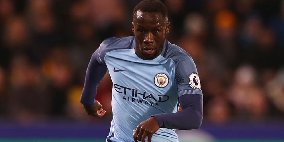 Sagna Akui Masa Depannya Masih Gelap