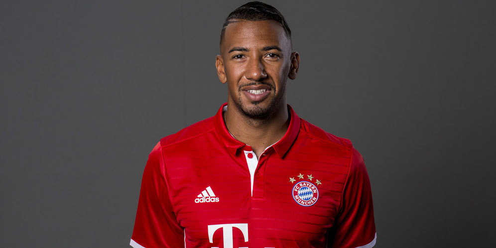 Boateng Diragukan Tampil Hadapi Arsenal