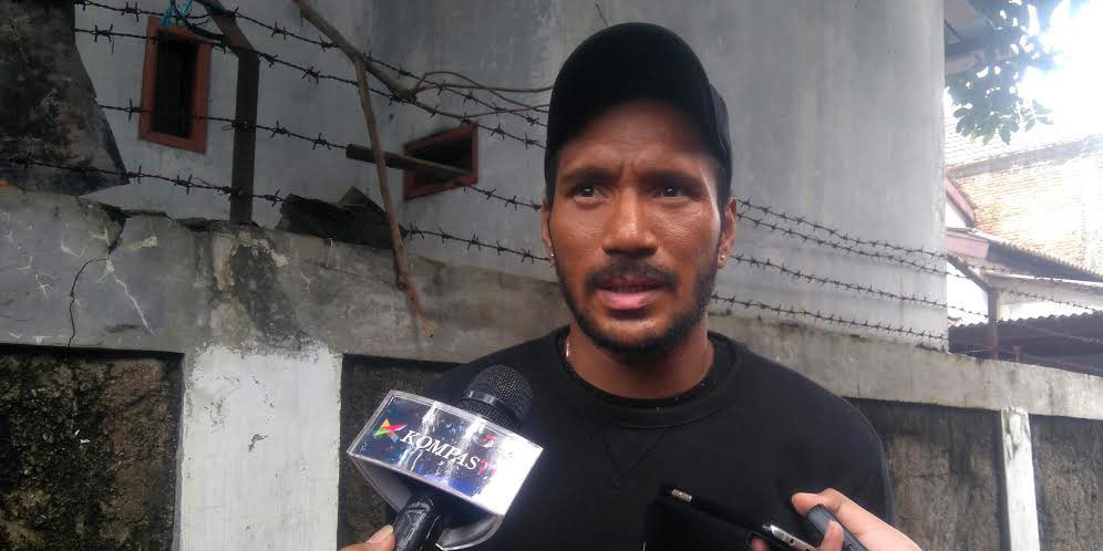 Mantan Bek Arema Kenang Tingkah AK di Lapangan