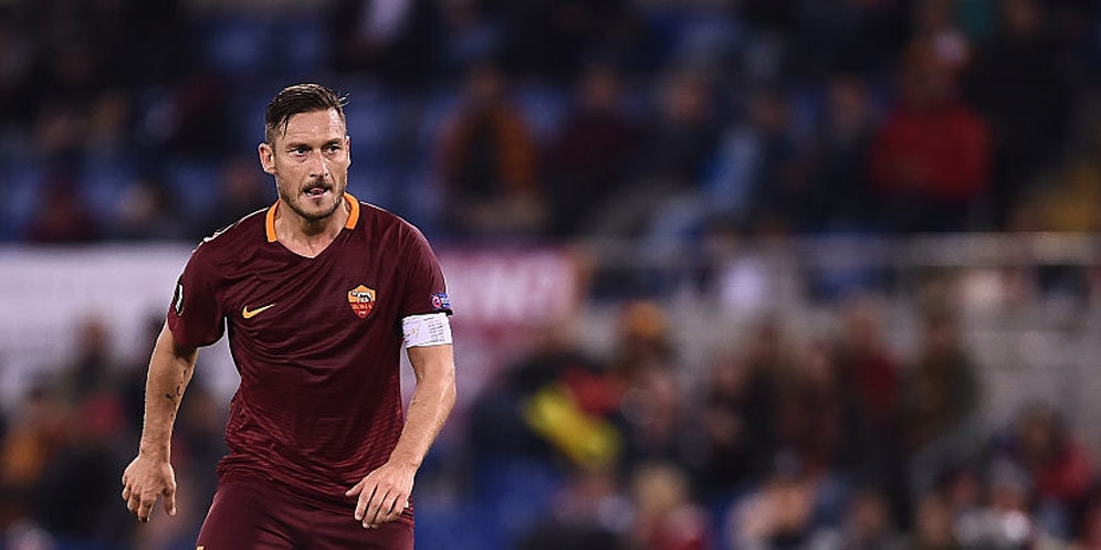 Totti di Skuat Roma Untuk Lawatan ke Marassi