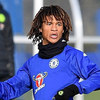 Ake: Saya ke Chelsea Bukan Karena Drogba