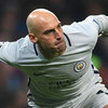 Caballero Kaget dengan Pencoretan Joe Hart di City