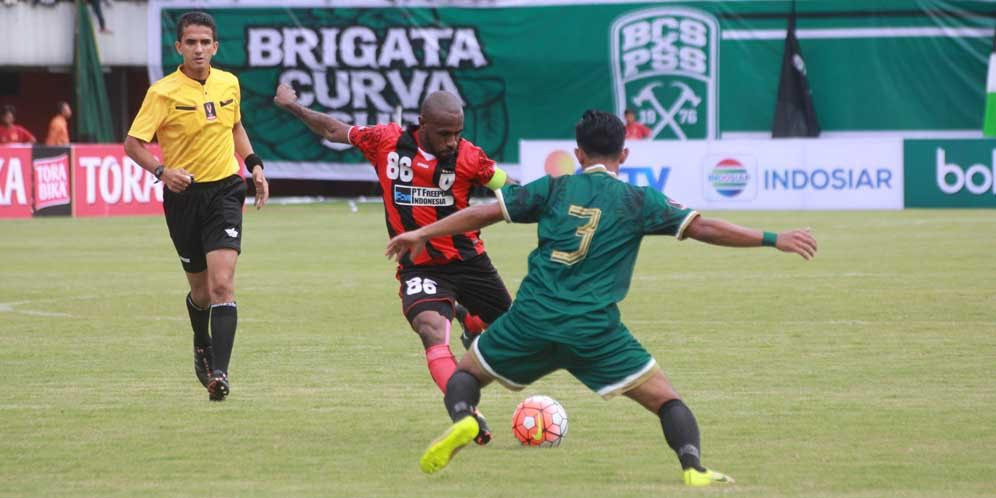 Persipura Tak Khawatirkan Absennya Boaz dan Alom