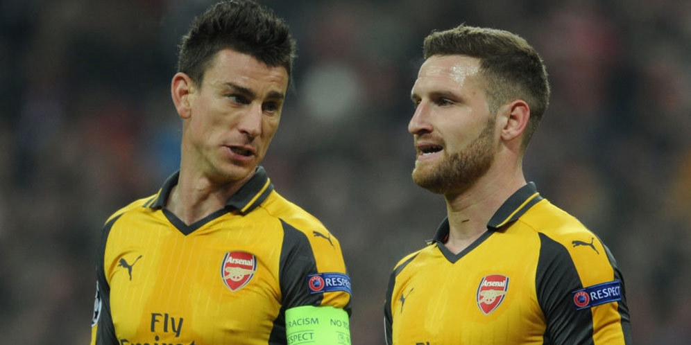 Solidnya Duet Mustafi dan Koscielny Buat Keown Terkesan