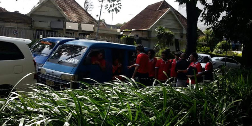 Alasan Persija Sewa Angkot ke Stadion