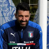 Buffon Isyaratkan Restui Donnarumma Gantikan Dirinya di Timnas Italia