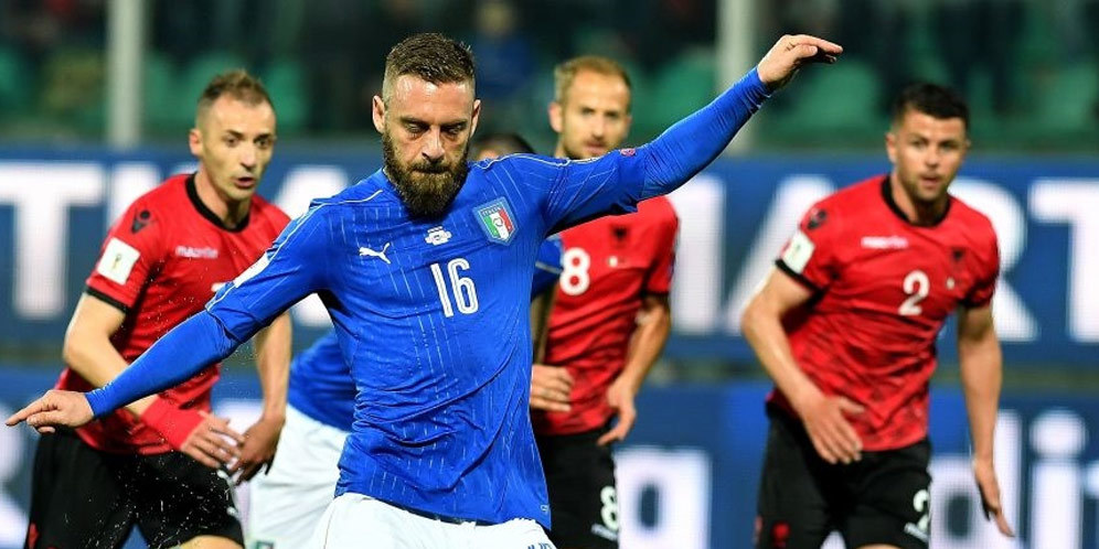 De Rossi Menuju 112 Caps Dino Zoff