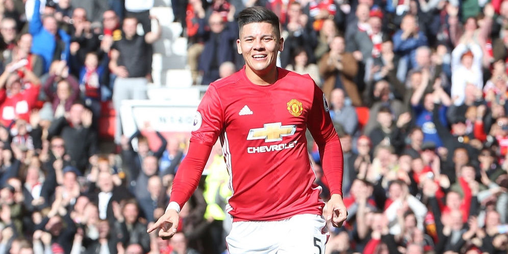 Cunningham: Rojo Layak Jadi Bek Tengah Manchester United