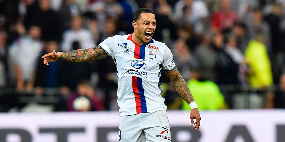 Presiden Lyon: Depay Lebih Hebat dari Pele!