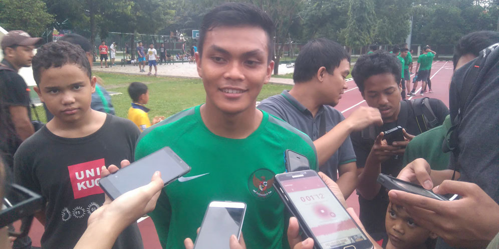 Rachmat Irianto Belajar Sepakbola Langsung dari Sang Ayah