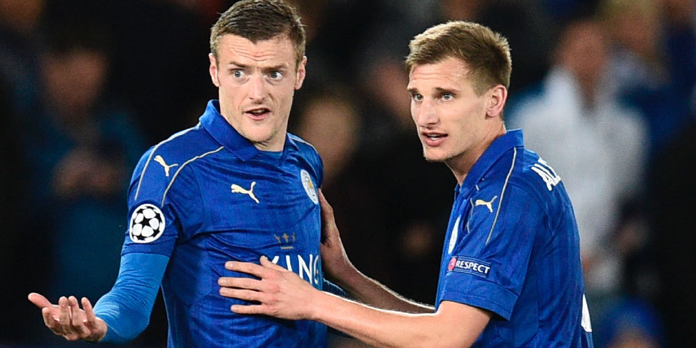 Gagal Konversi Peluang Emas Jadi Gol, Vardy Tinju Wajahnya Sendiri