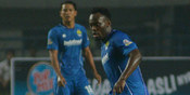 Waduh, Essien dan Cole Terancam Dideportasi Waduh, Essien dan Cole Terancam Dideportasi