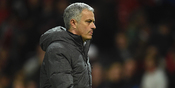 Carragher Tak Setuju dengan Kritik Mourinho Soal Jadwal Carragher Tak Setuju dengan Kritik Mourinho Soal Jadwal