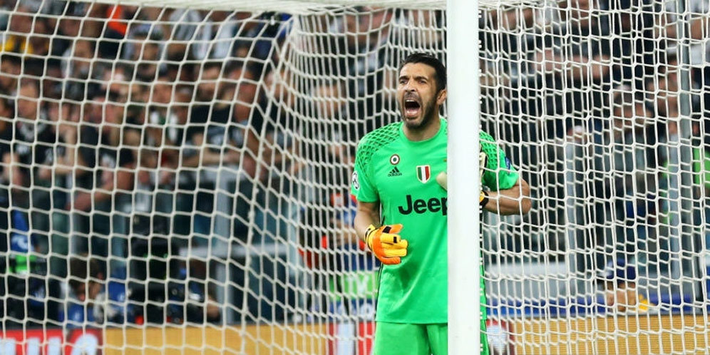 Buffon Kaget Raih Clean Sheet di Camp Nou