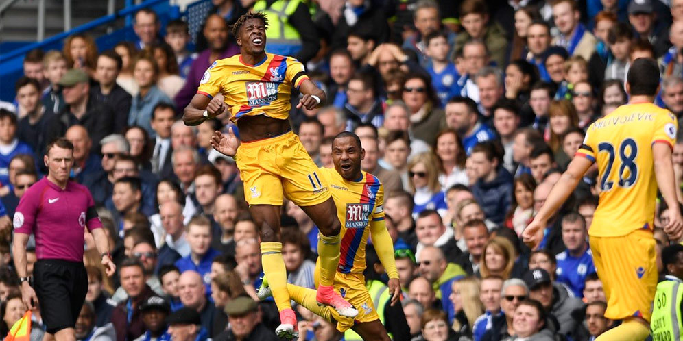 Benteke: Palace Layak Menang atas Chelsea