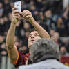 10 Selebrasi Ikonik Francesco Totti