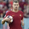 Dzeko Bantah Akan Tinggalkan Roma Menuju Tiongkok