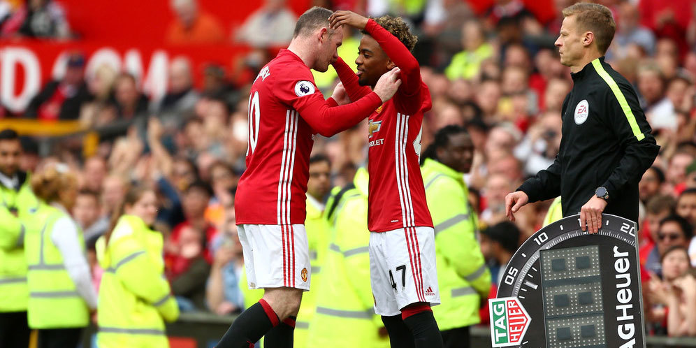 Angel Gomes Masuk Menggantikan Wayne Rooney