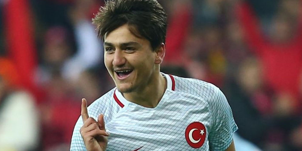 Kalahkan MU, Tottenham Rekrut Wonderkid Turki Ini Kalahkan MU, Tottenham Rekrut Wonderkid Turki Ini