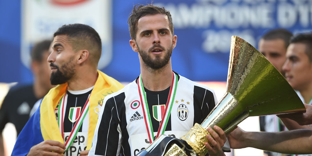 Scudetto dan Coppa Sudah, Pjanic Inginkan Trofi Liga Champions