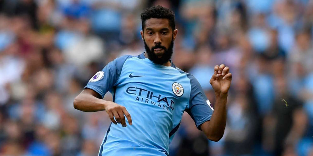 Liverpool Tak Berminat Rekrut Clichy