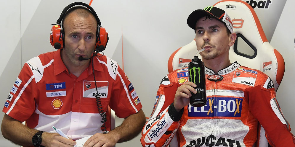 Puas Performa Dovizioso, Ducati Tekad Bantu Lorenzo