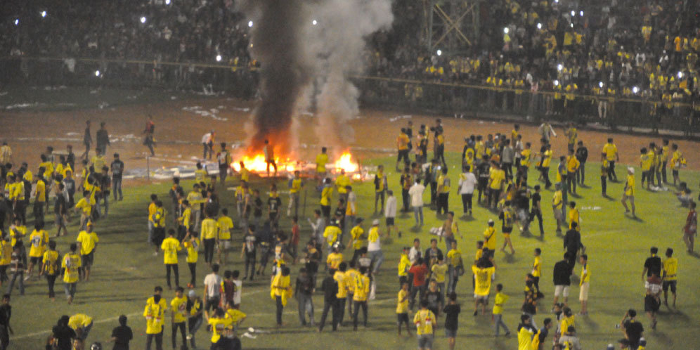 Ketum PSSI Tanggapi Aksi Suporter Masuk Lapangan