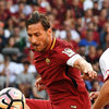 Totti Ternyata Ingin Gagal Penalti di Laga Terakhirnya di Roma Totti Ternyata Ingin Gagal Penalti di Laga Terakhirnya di Roma