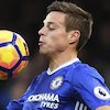 Barcelona Upayakan Azpilicueta ke Camp Nou