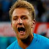 Disogok Ban Kapten, Criscito Bertahan di Zenit