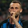 Everton dan Arsenal Berburu Servis Brozovic di Inter