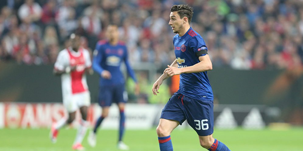 Roma Saingi Inter Kejar Darmian