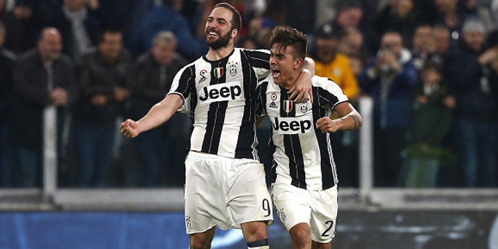 Higuain Desak Dybala Bertahan di Juve