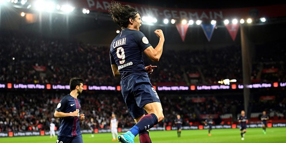 Di Maria: Cavani Penyerang Terbaik di Planet Bumi!