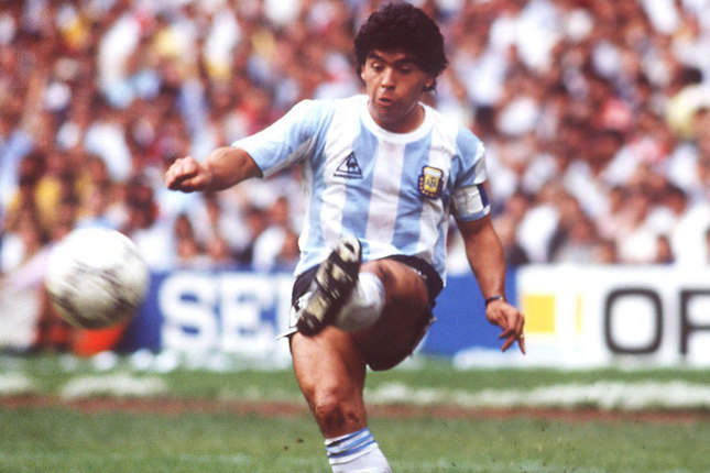 Diego Maradona (c) Ist