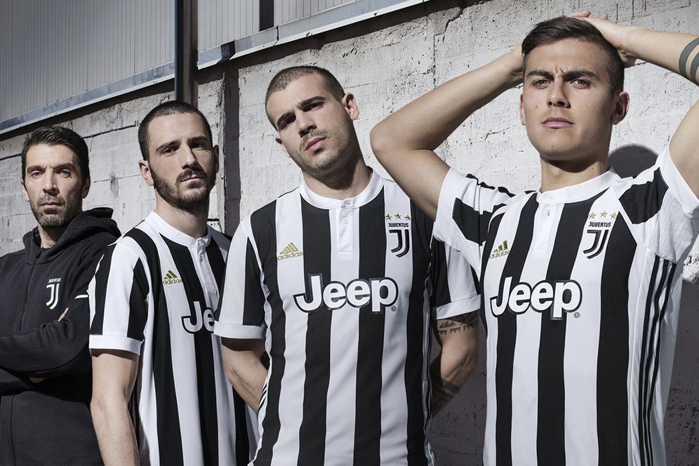 Juventus Rilis Seragam Kandang 2017/18 Juventus Rilis Seragam Kandang 2017/18
