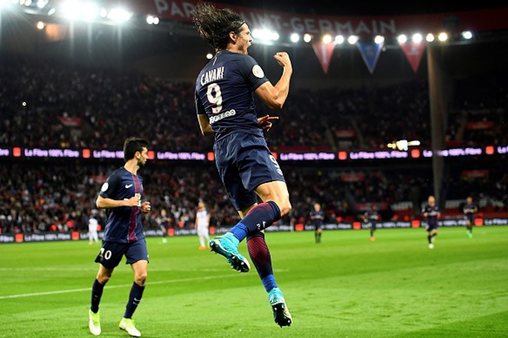 Cavani Pastikan PSG Sudah Move On dari Tragedi Camp Nou