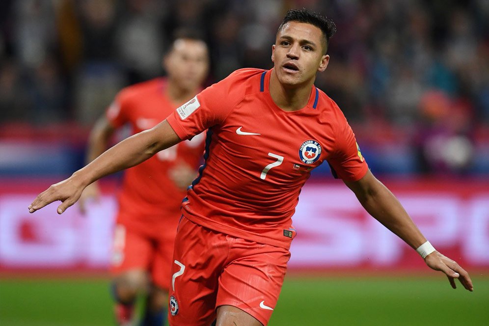 Alexis Sanchez Jadi Top Skor Sepanjang Masa Chile