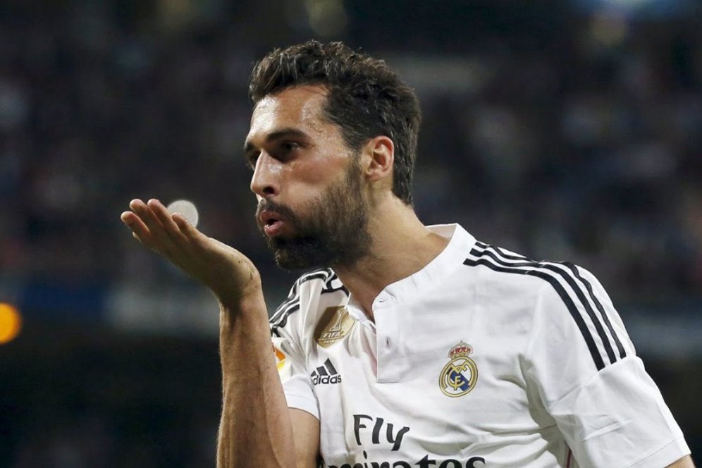 Pensiun, Alonso Beri Tribut Spesial untuk Arbeloa