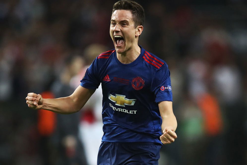 Herrera Yakin MU Melaju ke 16 Besar Liga Champions