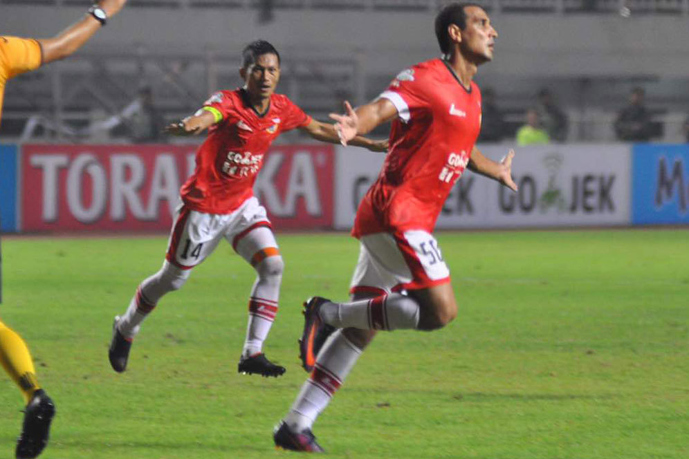 Persija Rontokkan Kegagahan PS TNI di Pakansari