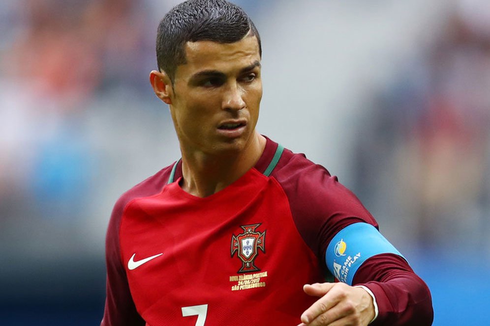 Ferdinand: Ronaldo Tak Ingin Jadi Striker